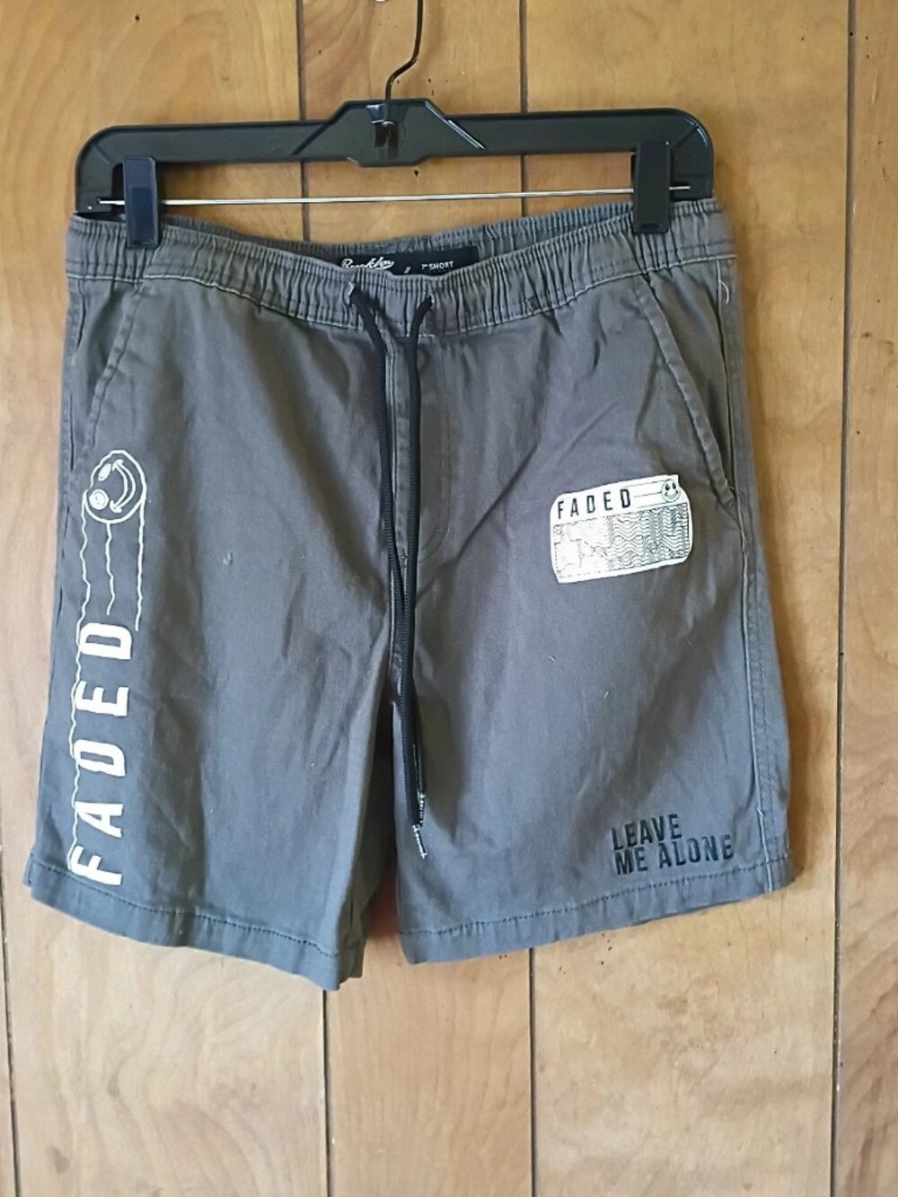 Brooklyn Cloth Gray Graphic Shorts Men's Size M Drawstring Casual